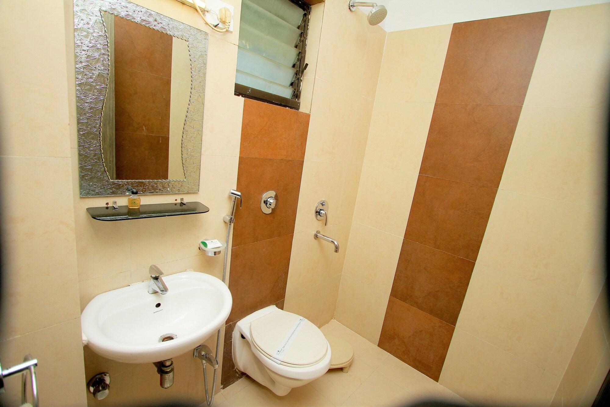 Hotel Crestwood Kolkata Eksteriør bilde
