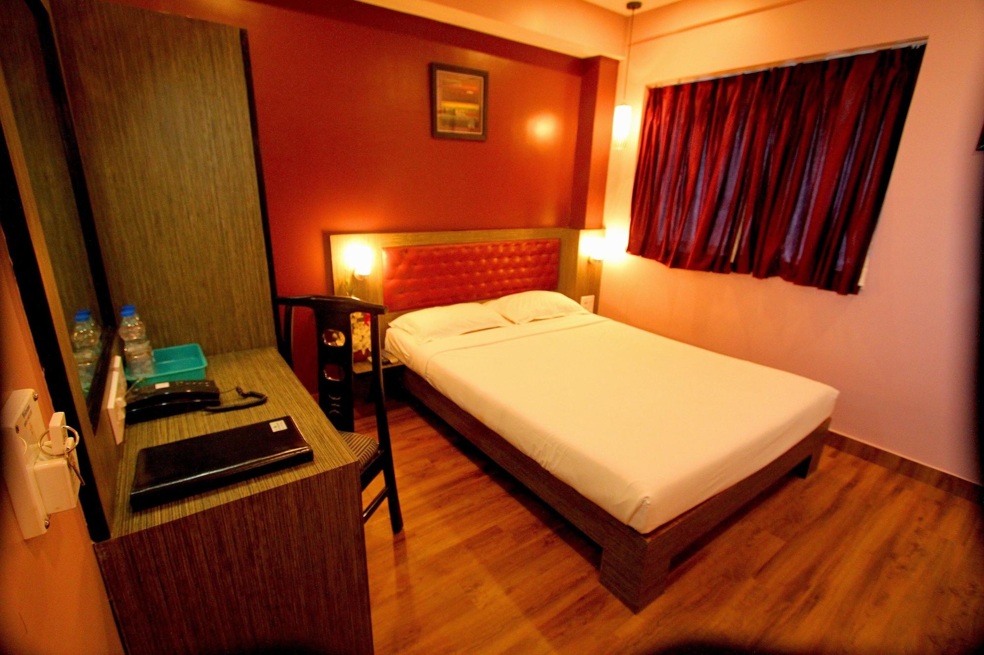 Hotel Crestwood Kolkata Eksteriør bilde