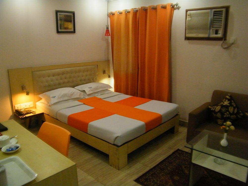 Hotel Crestwood Kolkata Eksteriør bilde