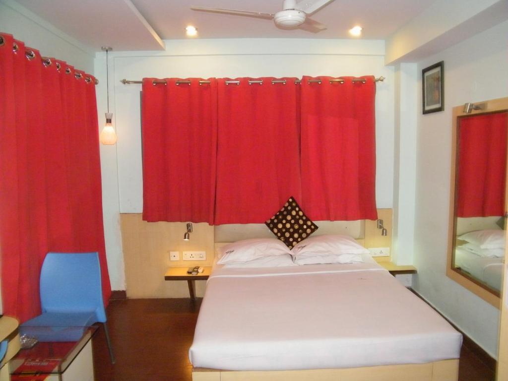 Hotel Crestwood Kolkata Eksteriør bilde